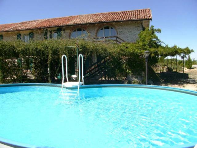 Agriturismo Cascina Serra Farm stay Cossano Belbo